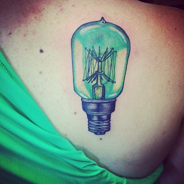 tetotválás, amit minden könyvmoly imádni fog - képek tetotválás, amit minden könyvmoly imádni fog - képek