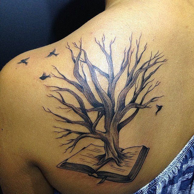 22 tetotválás, amit minden könyvmoly imádni fog - képek 22 tetotválás, amit minden könyvmoly imádni fog - képek