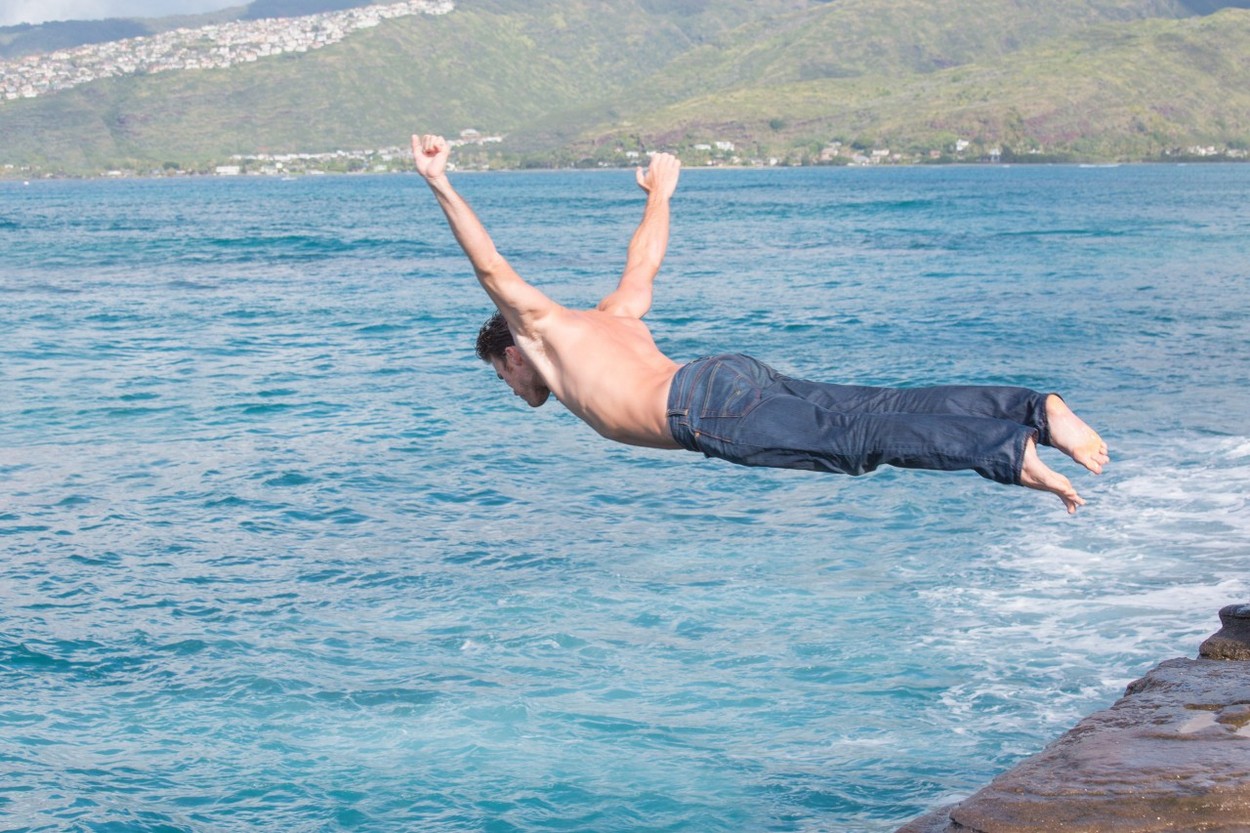 Gyönyörködj Clint Estwood szuperszexi fiának legfrissebb fotóiban!