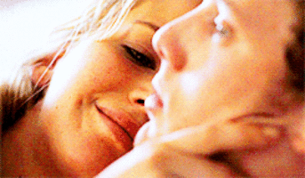 Csapó négy : Jennifer Lawrence igent mondott Chris Martinnak