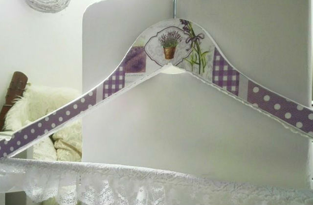 Egy csodaszép levendulás vállfa. Fotó: Design Vállfák/Facebook