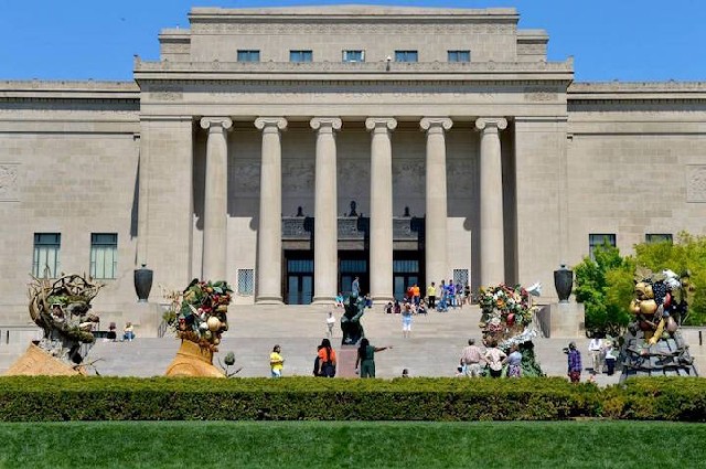 Szobrok lettek a festményekből - fotók