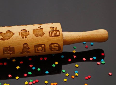 17 tökéletes ajándék a közösségi oldal őrülteknek