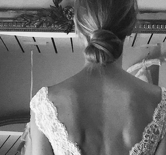 Tornadresszben feszít az 57 éves Madonna - fotó Tornadresszben feszít az 57 éves Madonna - fotó