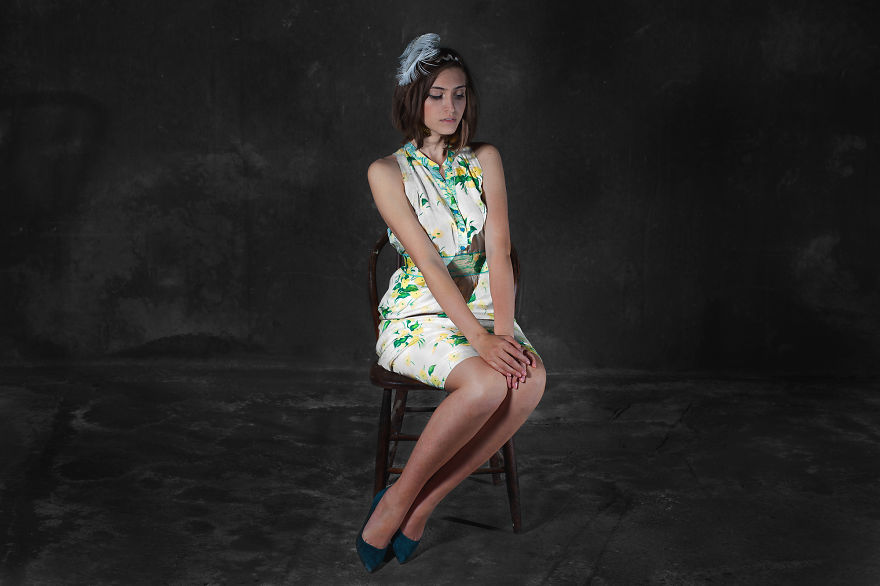 A székek, ha emberek lennének... - különleges fotósorozat