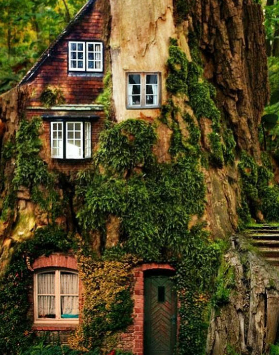 Egy nagyon édes, hangulatos, faotthon.