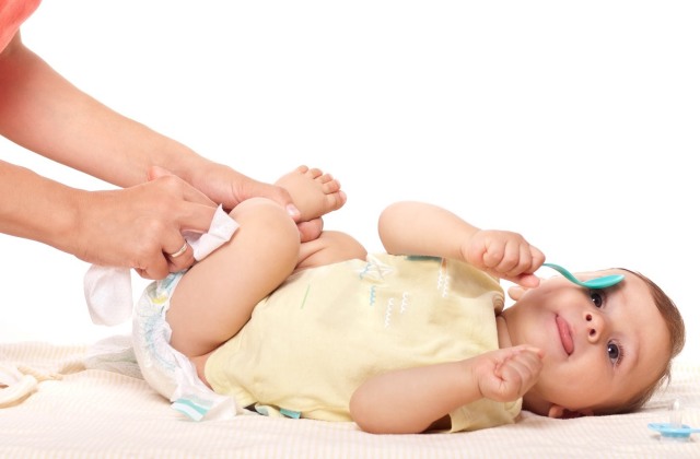 A helyes pelenkázás alapszabályai - apák is elkezdhetik! A helyes pelenkázás alapszabályai - apák is elkezdhetik!