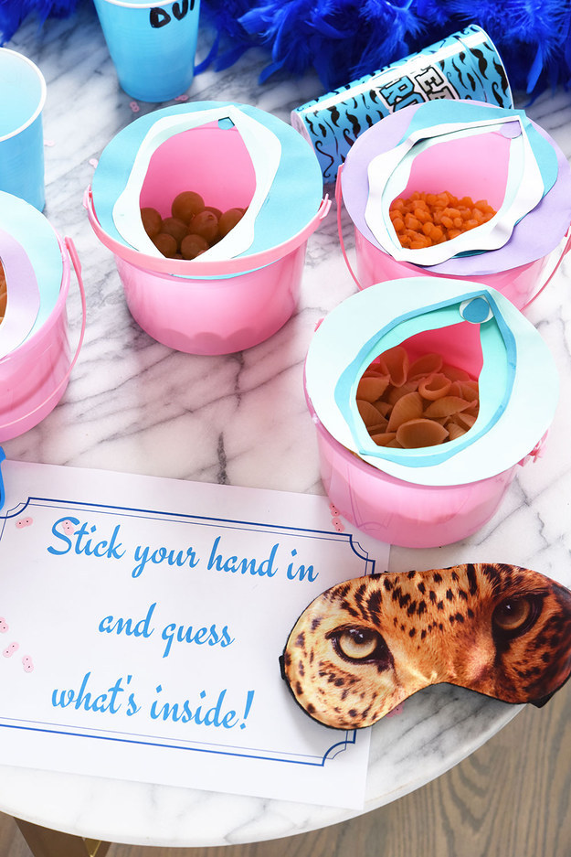 Vaginák mindenhol: így néznének ki a legénybúcsúk, ha a csajok szerveznék meg