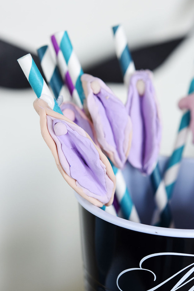 Vaginák mindenhol: így néznének ki a legénybúcsúk, ha a csajok szerveznék meg