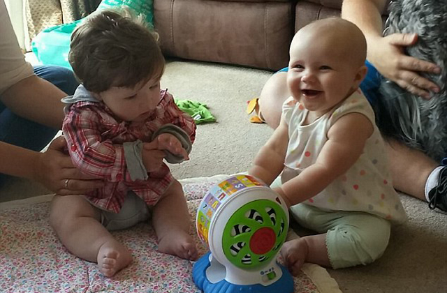 Elképesztő haja van a 6 hónapos babának