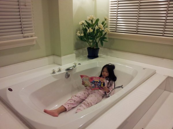 10 nyári olvasós fotó, amitől hátast dobsz