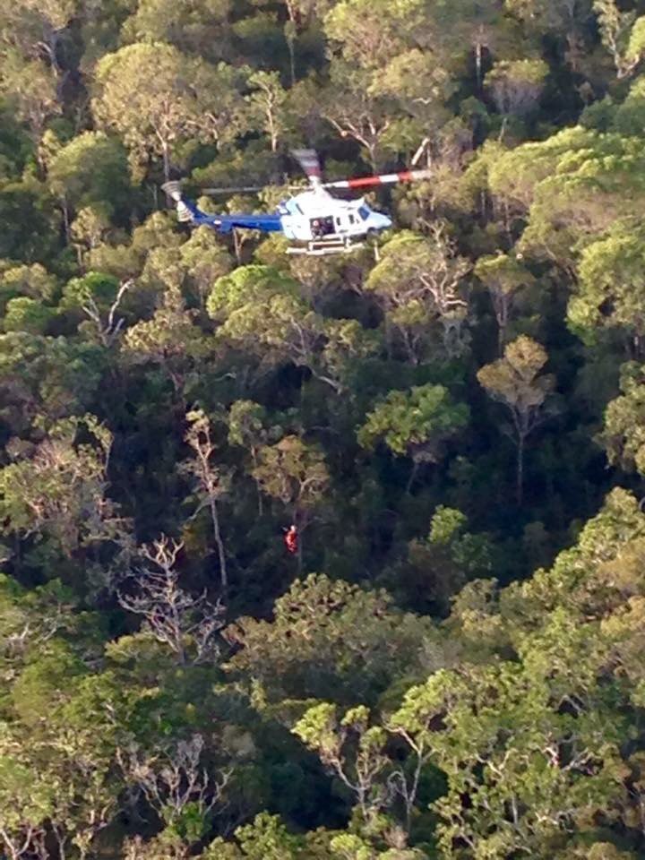 Homokba írta segélykérő üzenetét a bajbajutott turista, így menekült meg