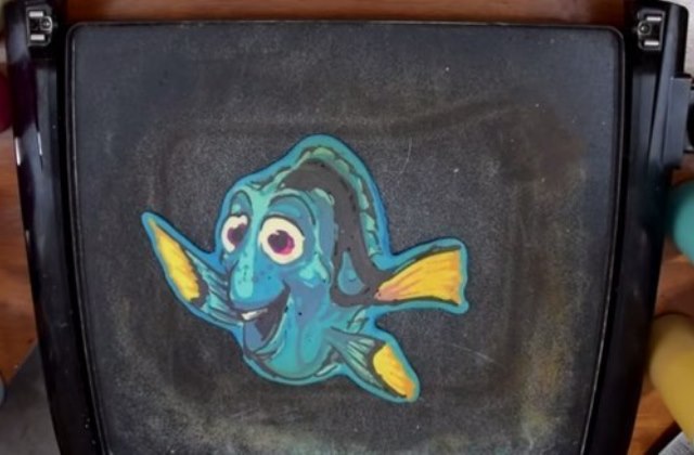 Palacsintába süti a rajzfilek szereplőit