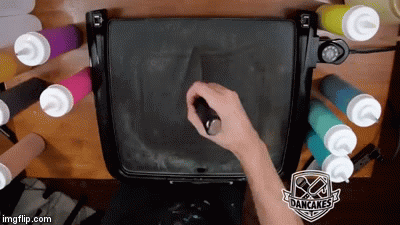 Palacsintába süti a rajzfilek szereplőit