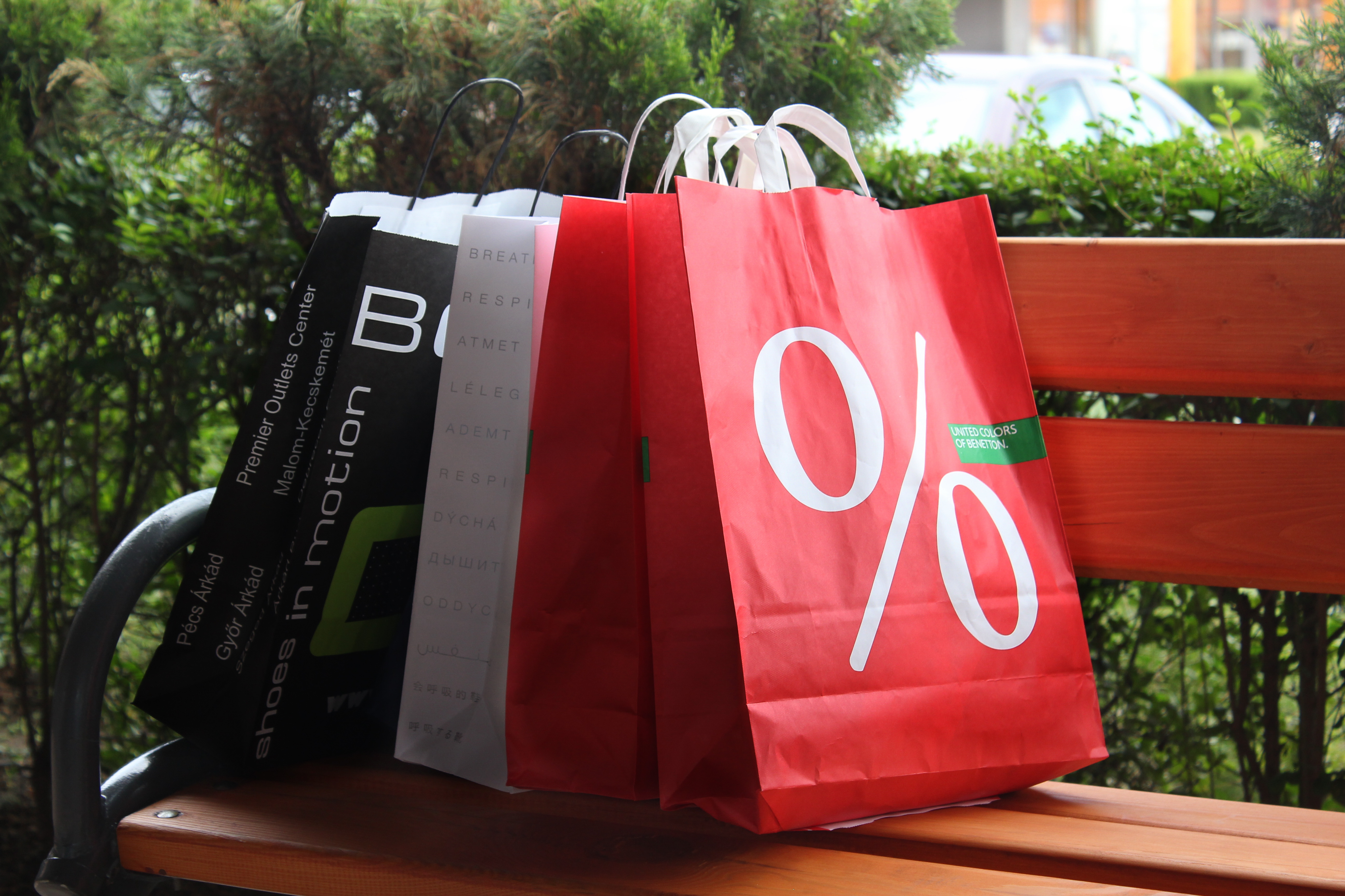 Ha drága az iskolakezdés, a ruhatáron érdemes spórolni! Ha drága az iskolakezdés, a ruhatáron érdemes spórolni!