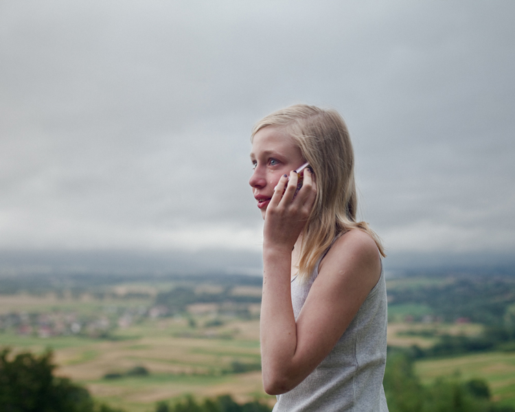 Tinédzser lánya életét fotózza az édesanya
