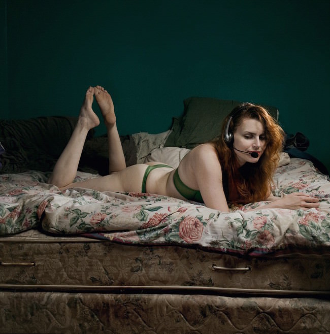 18+: Telefonszex: ők ülnek a vonal másik végén 18+: Telefonszex: ők ülnek a vonal másik végén