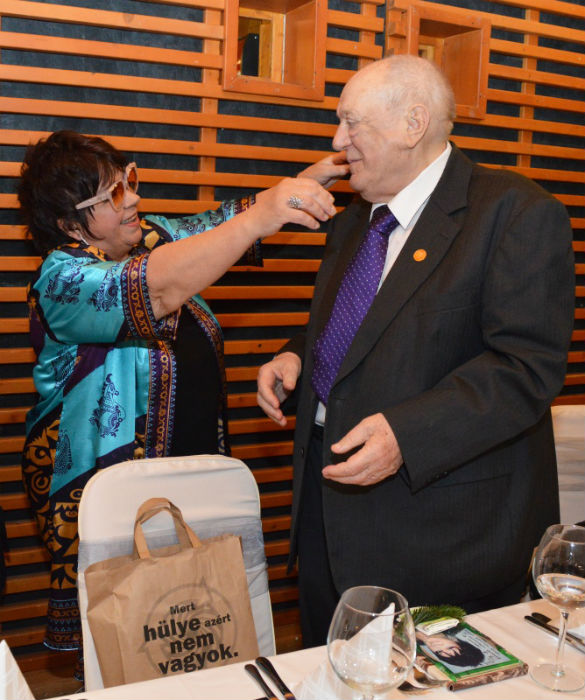 Fejlemények Harangozó Teri állapotáról