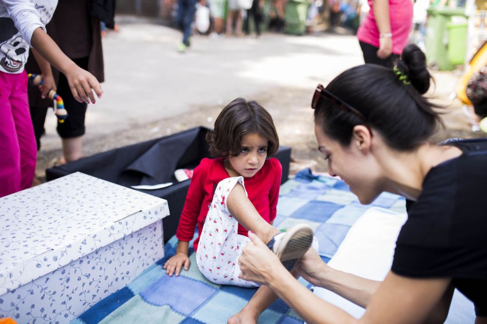 Sátorral segíthetsz a menekült gyerekeken