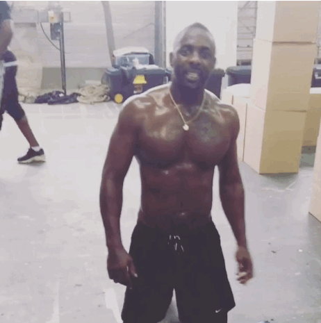 24 szexi híresség, akik úgy tudnak rád nézni, hogy a szíved is elfelejt dobogni