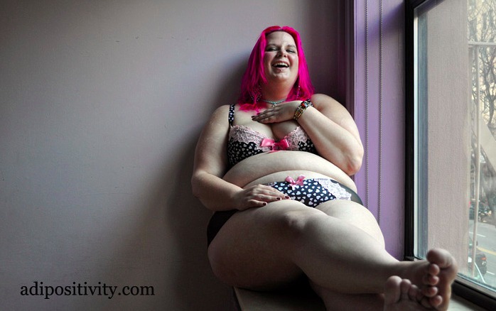 18+: Aktfotókon vállalják testüket a duci modellek