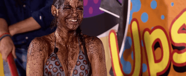 Mocskos bikiniben is dögös Dér Heni