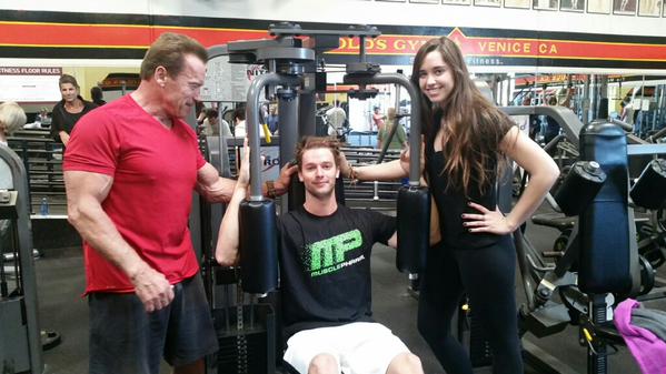 22 fotó 22 tény Arnold 22 éves szuperszexi fiáról, Patrick Schwarzeneggerről