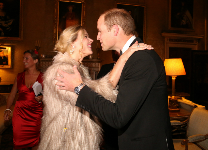 Vilmos herceg ezzel a szőke nővel mulatott Afrikában