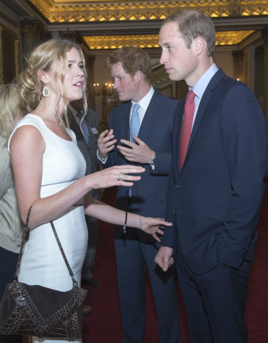 Vilmos herceg ezzel a szőke nővel mulatott
