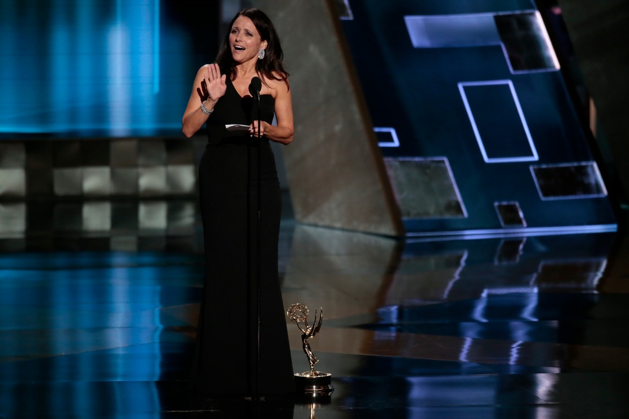 Julia Louis-Dreyfus, az Egyesült Államok első női elnöke (a tévében meg úgy egyáltalán)