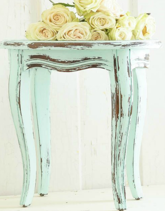 Egy ütött-kopott szék is lehet mutatós