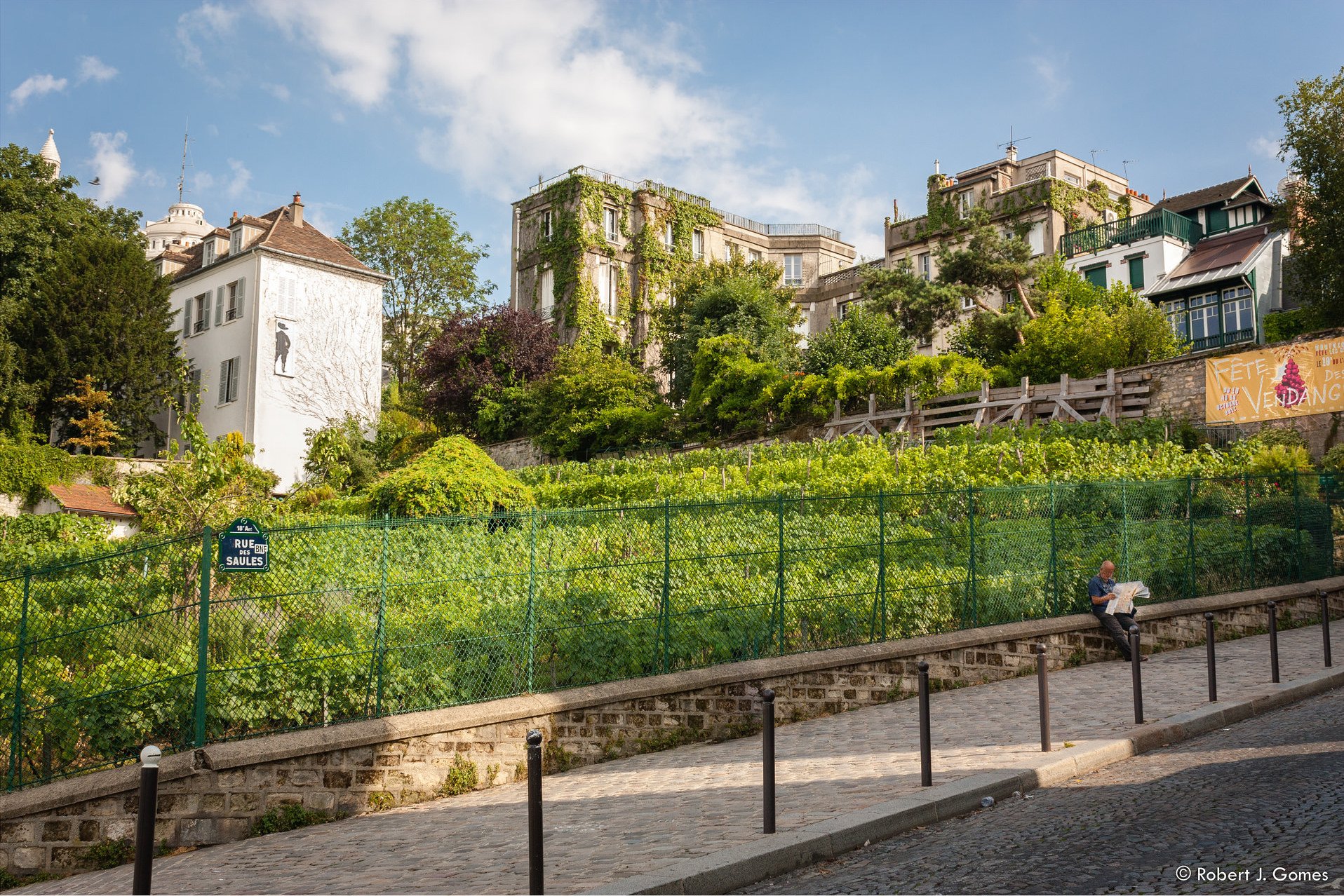 Eladó egy szőlőbirtokra néző ház Párizs szívében