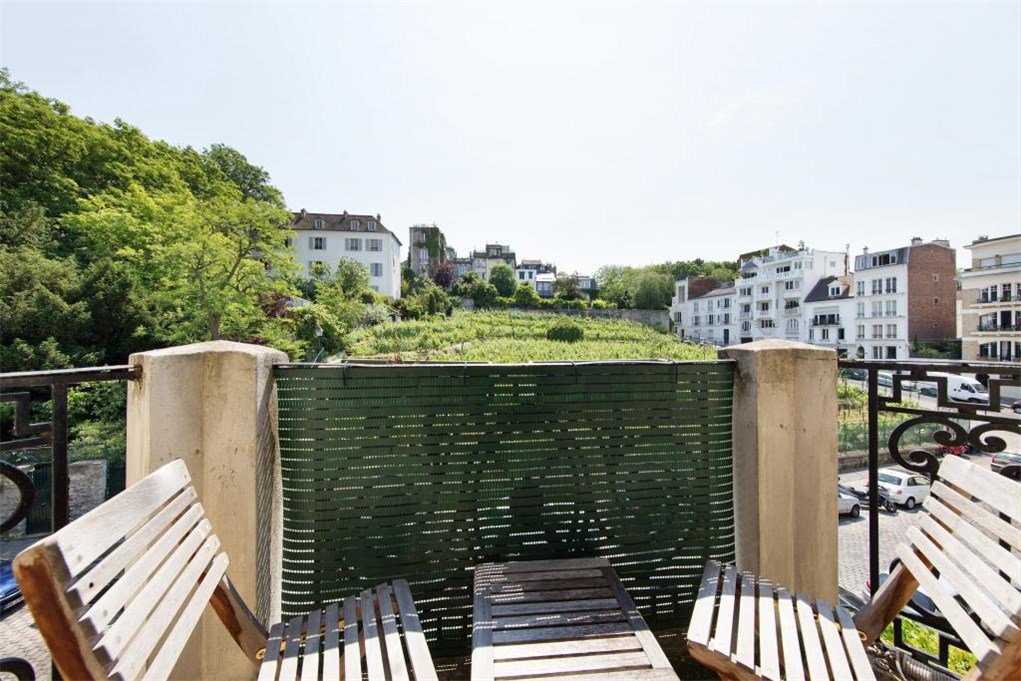 Eladó egy szőlőbirtokra néző ház Párizs szívében