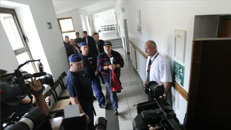 Lagzi Lajcsi felesége valóban ártatlan lehet