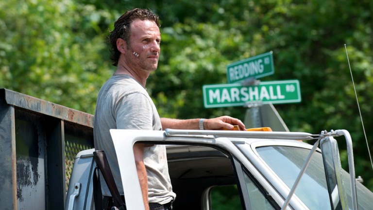 Folytatódik a kultikus zombisorozat! Folytatódik a kultikus zombisorozat!