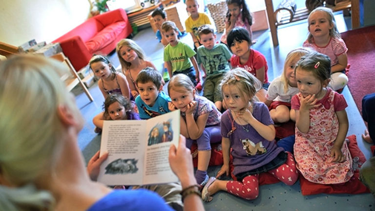 Újabb feltételhez kötik a családi pótlékot Újabb feltételhez kötik a családi pótlékot