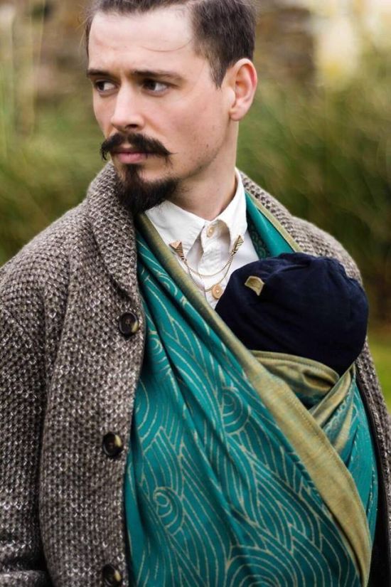 Hordozós apukák a világ körül - fotók