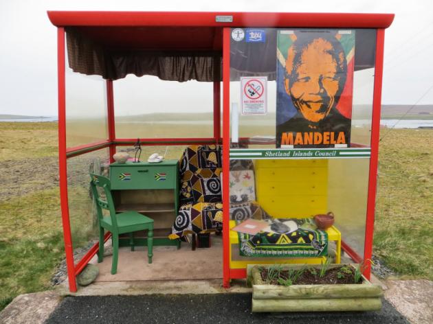 Így lesz szoba egy buszmegállóból Így lesz szoba egy buszmegállóból