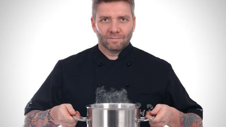 Serényi Zsolt, a Tetovált Séf