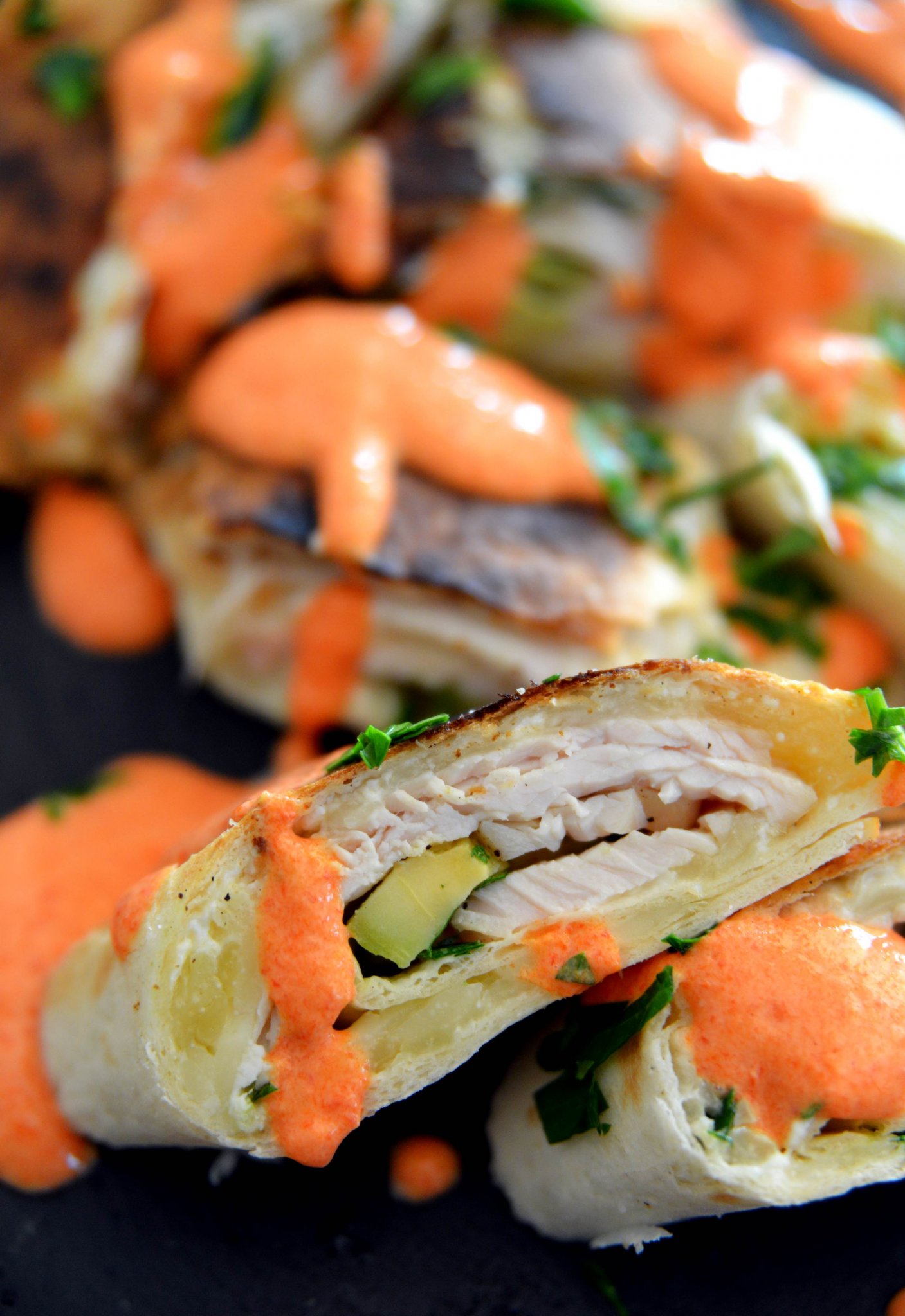 Gyors vacsora: tortillatekercs sült csirkemellel