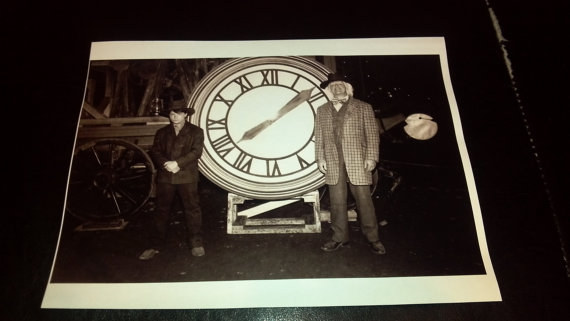 Vissza a jövőbe: menő ajándékok a trilógia rajongóinak Vissza a jövőbe: menő ajándékok a trilógia rajongóinak