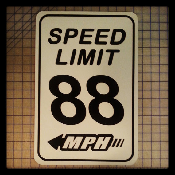 Vissza a jövőbe: menő ajándékok a trilógia rajongóinak Vissza a jövőbe: menő ajándékok a trilógia rajongóinak