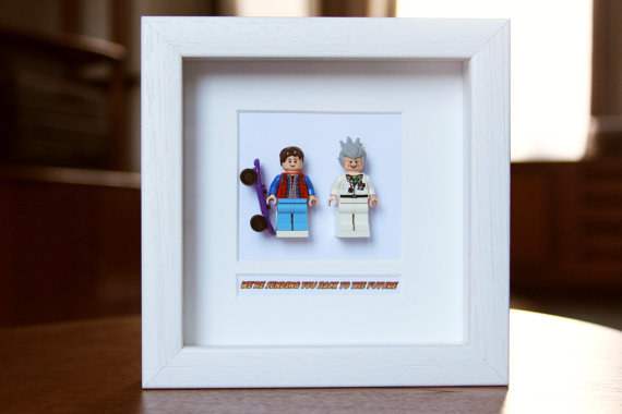 Vissza a jövőbe: menő ajándékok a trilógia rajongóinak Vissza a jövőbe: menő ajándékok a trilógia rajongóinak