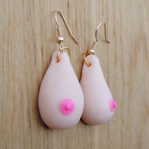 8+1 meglepő mell a melltartómentes világnapra 8+1 meglepő mell a melltartómentes világnapra