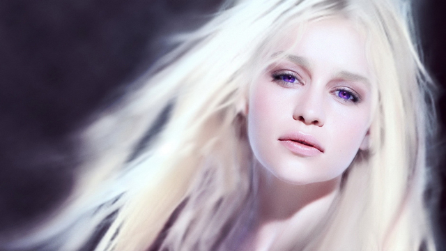 Őt választották meg idén a világ legszexisebb nőjének - fotó