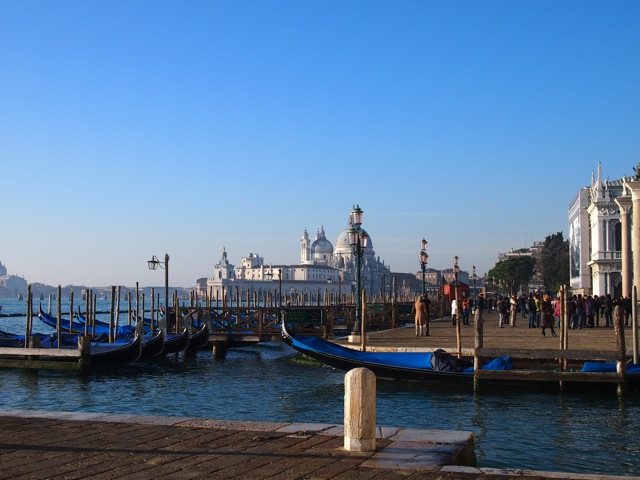 Ha itt a tél, irány Velence! Ha itt a tél, irány Velence!