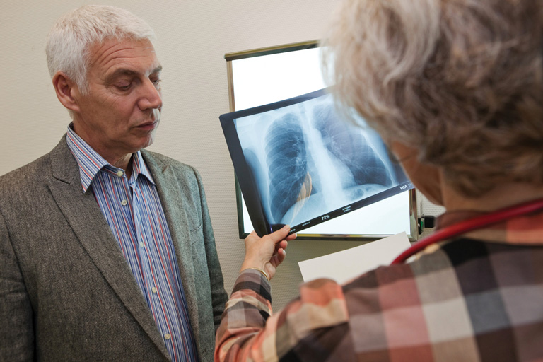 Egyelőre nincs gyógymód erre a tüdőbetegségre – Idiopátiás tüdőfibrózis