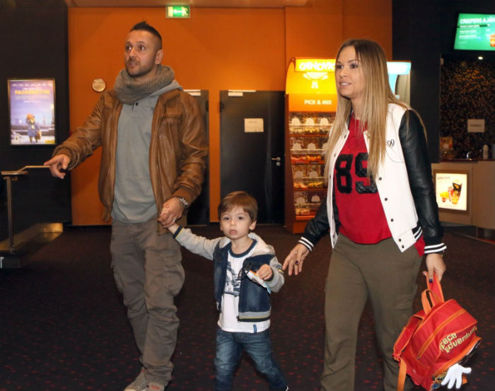 Elvesztették az egyik babát Majkáék