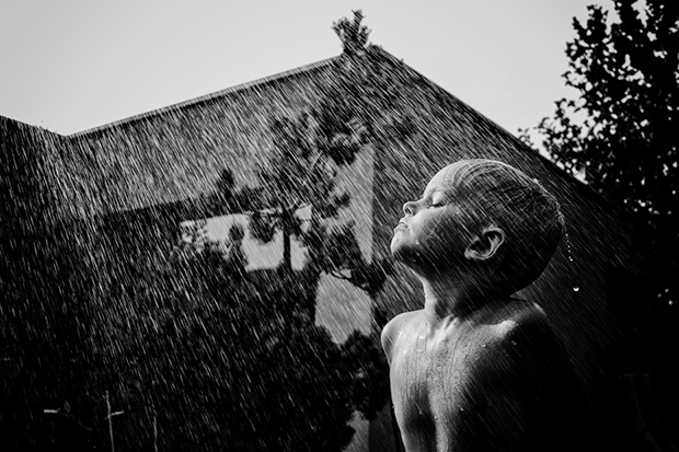 Ilyen az igazán felhőtlen gyermekkor - fotók Ilyen az igazán felhőtlen gyermekkor - fotók