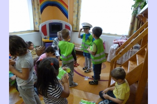 Így cukiskodott egy Nógrád megyei rendőr - fotók